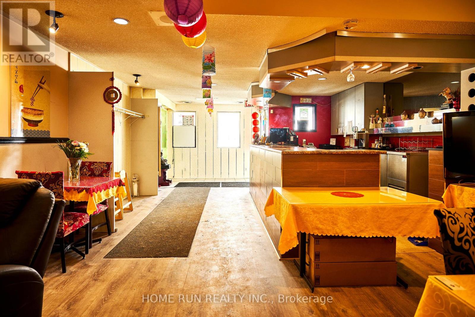 315 MONTREAL ROAD