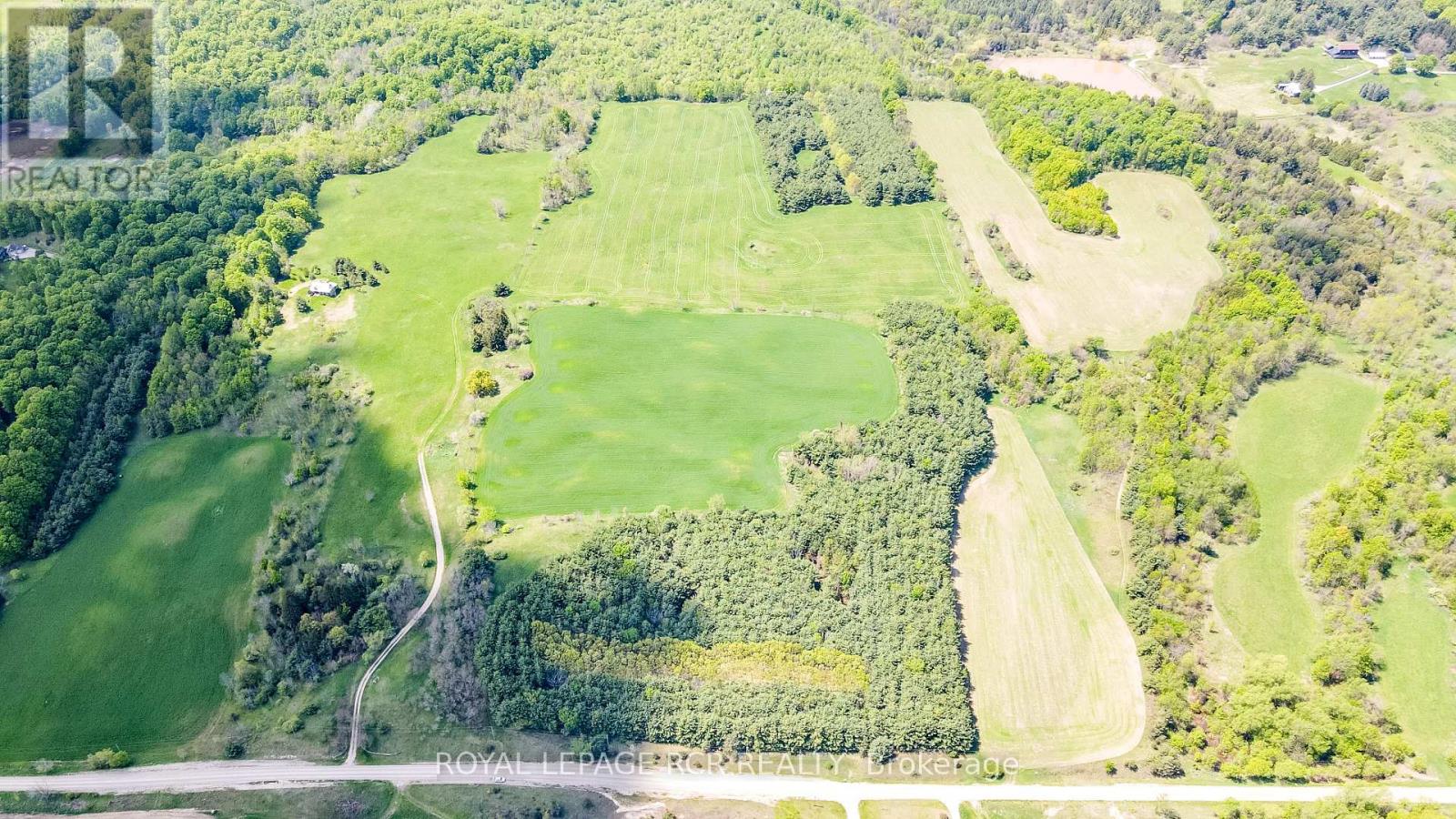 LOT 29 5TH LINE E