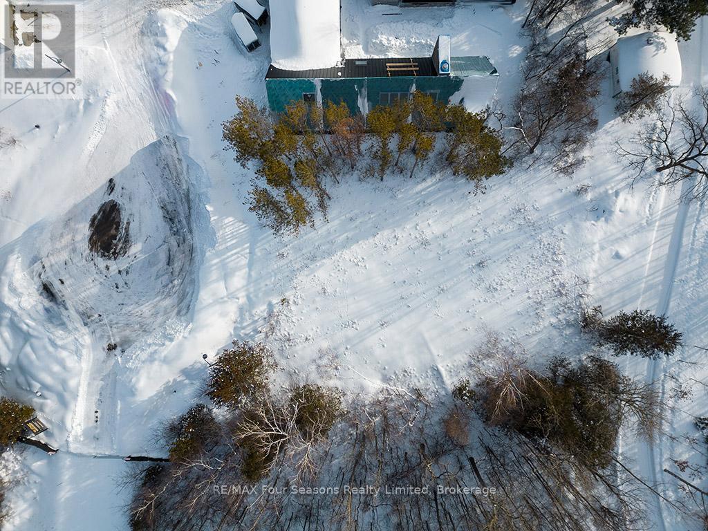 106 DEER LANE