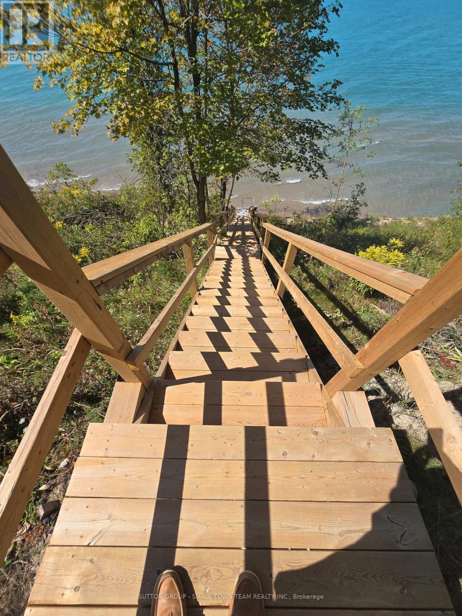 LOT 17 SUNDRIDGE CRESCENT