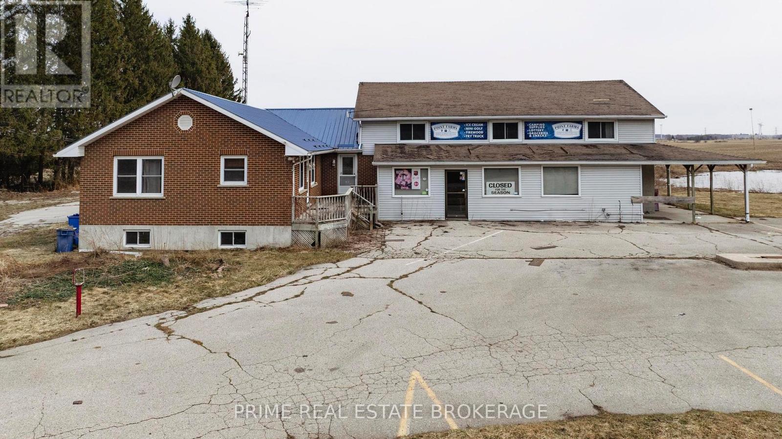 82522 BLUEWATER HIGHWAY