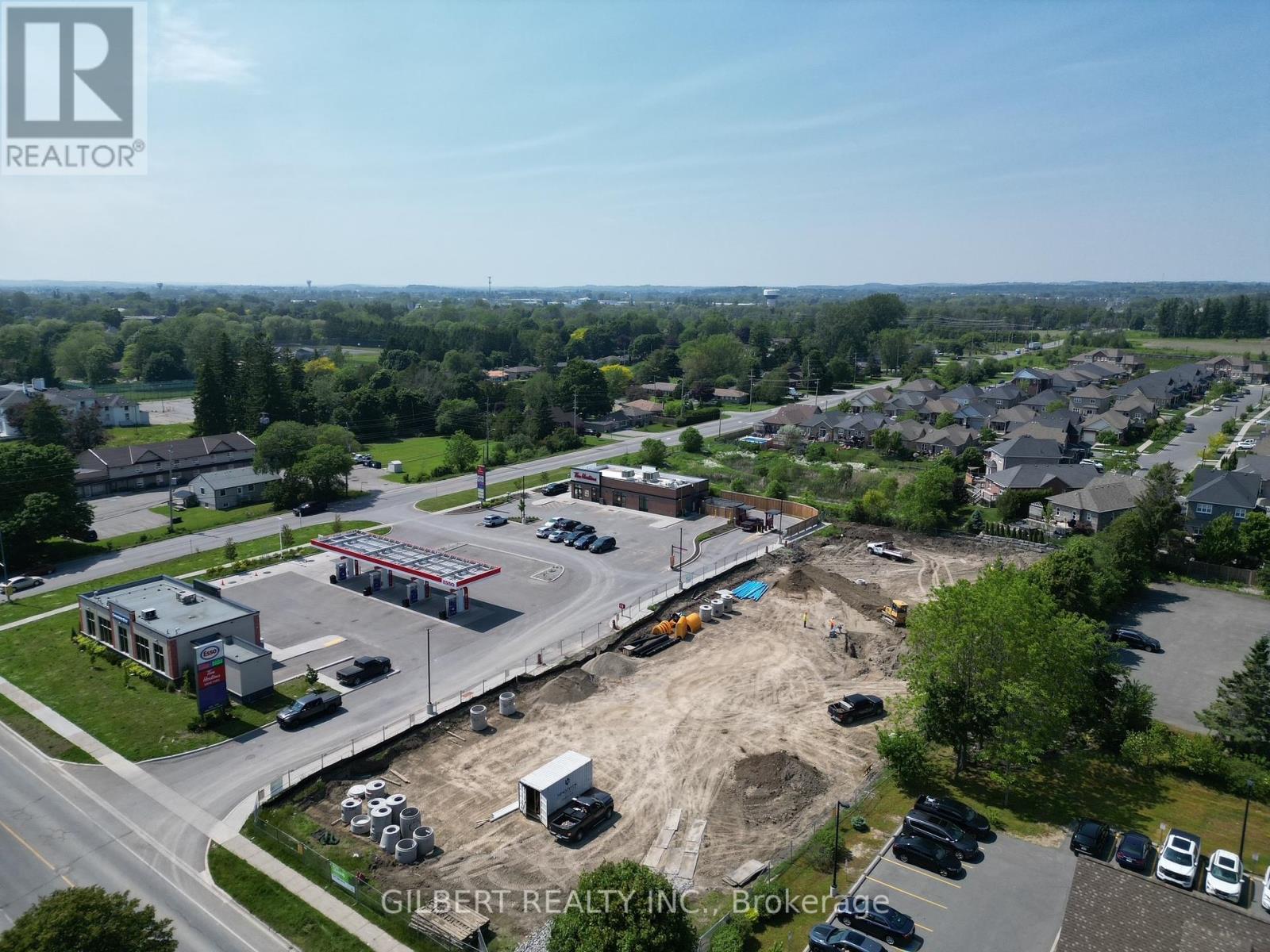 B2-C – 432 KING STREET E