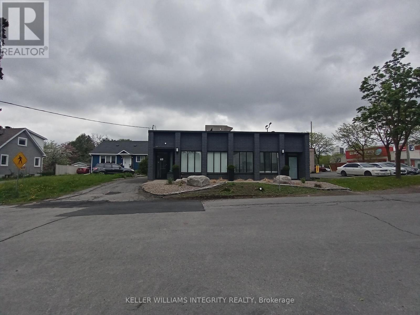 69 KEMPSTER AVENUE