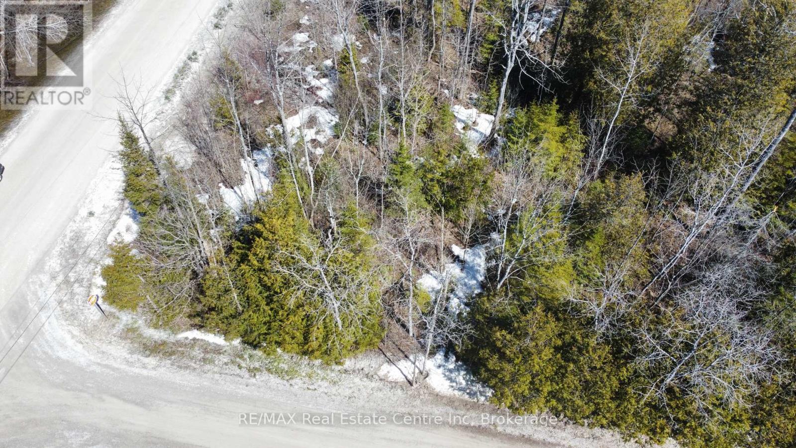 35 HARDWICK COVE ROAD W