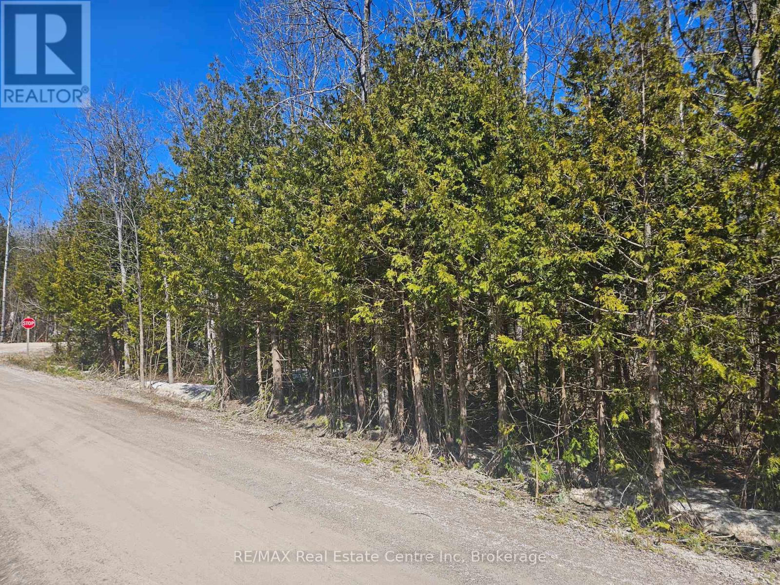 35 HARDWICK COVE ROAD W