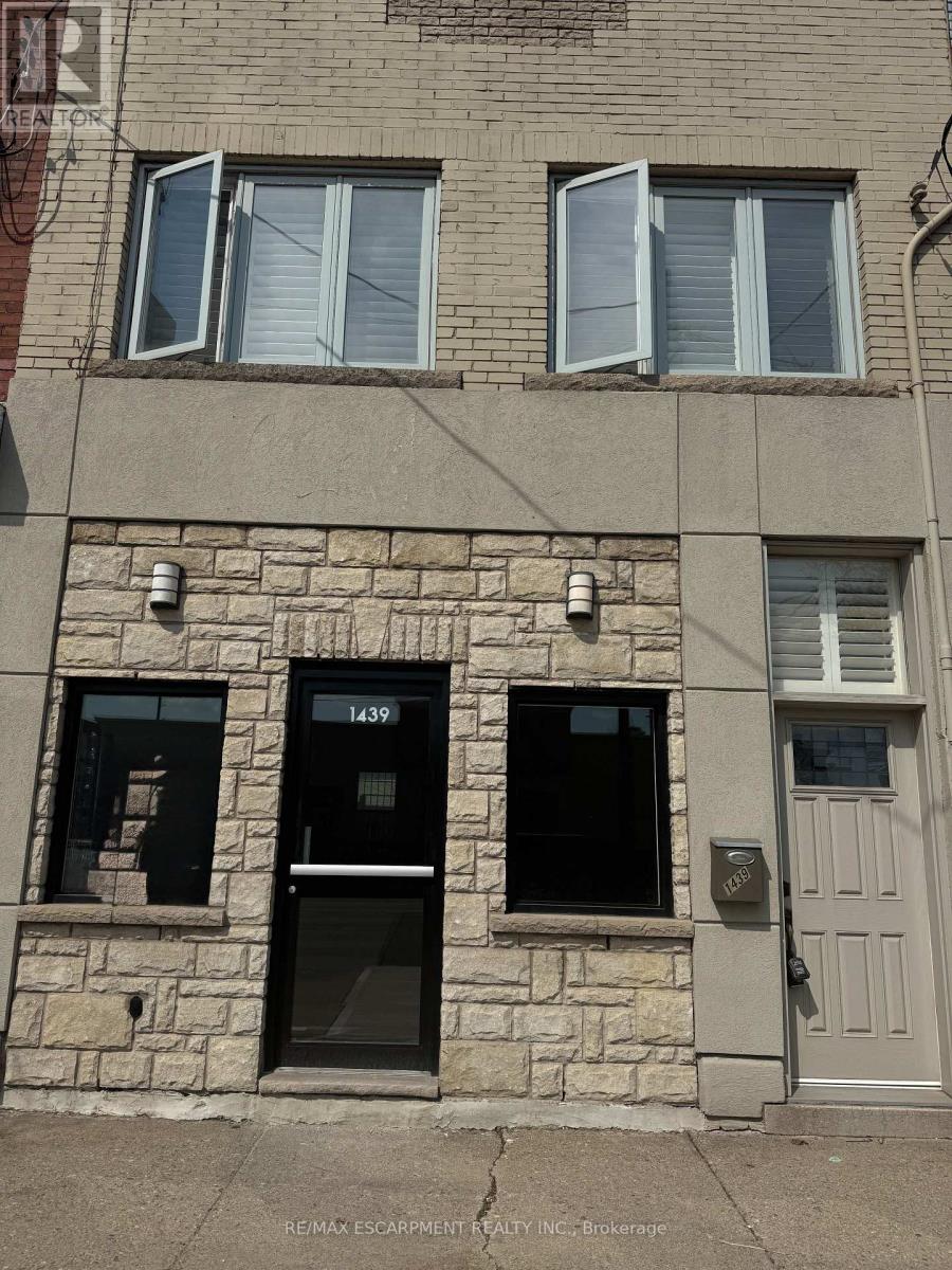 MAIN – 1439 MAIN STREET E