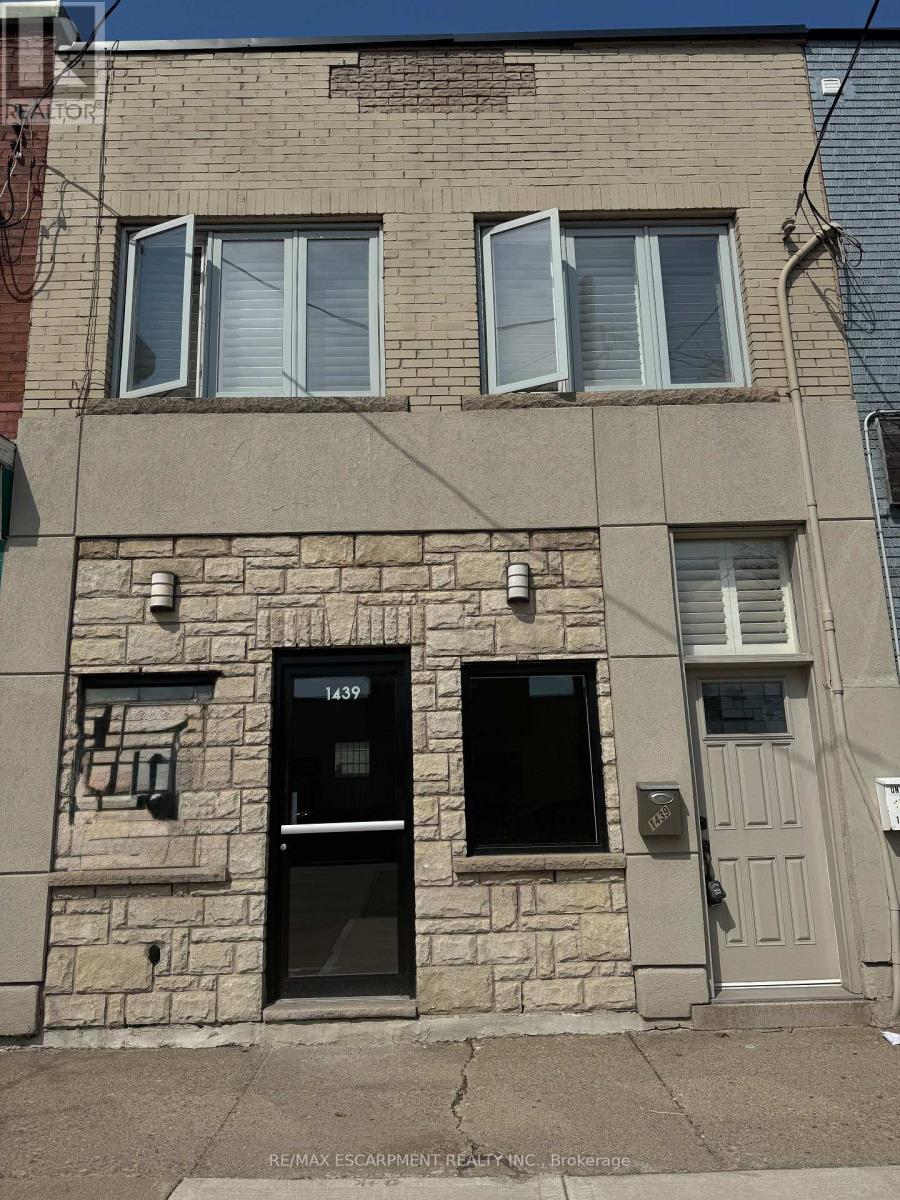 MAIN – 1439 MAIN STREET E