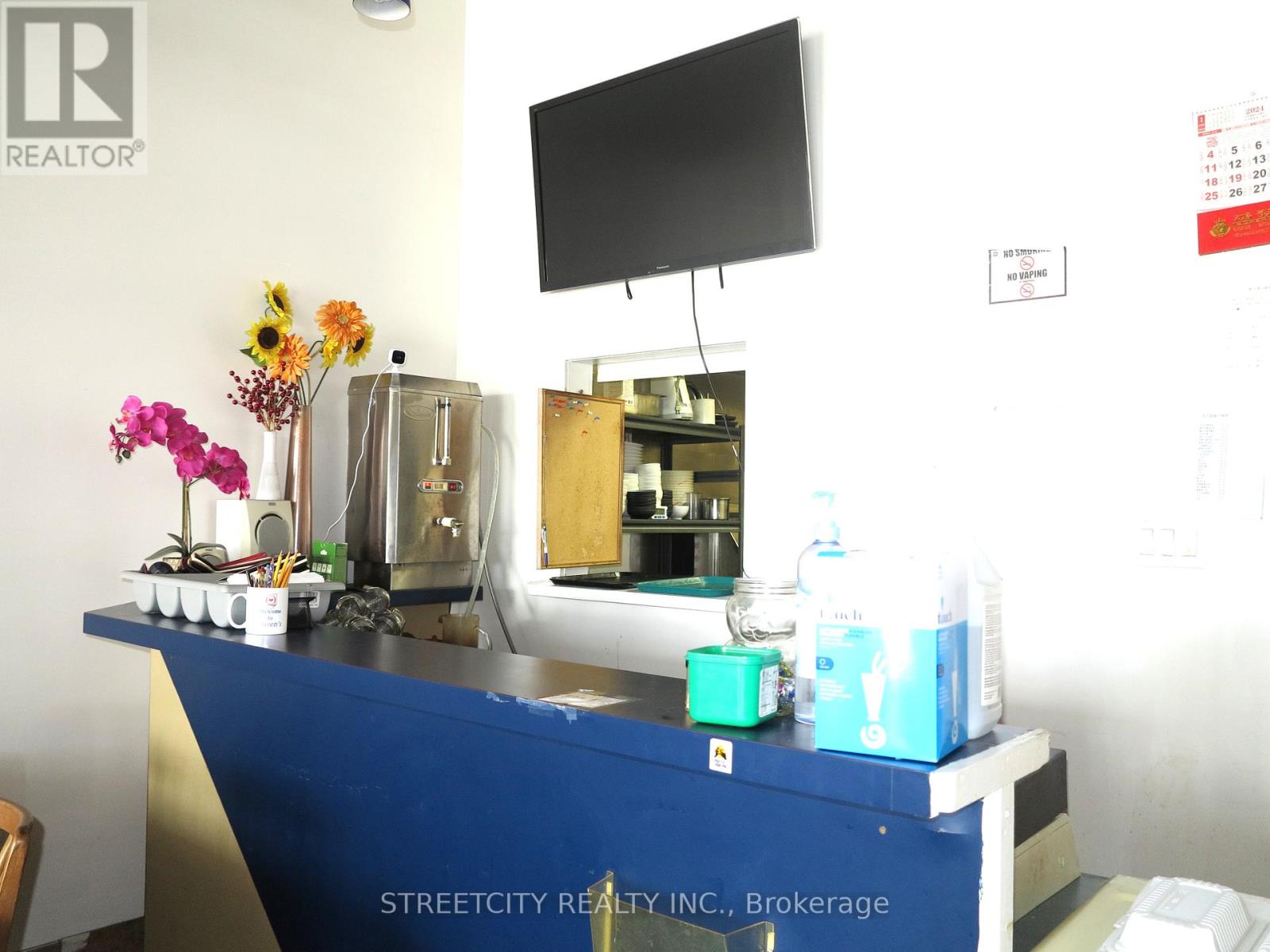 7A – 611 WONDERLAND ROAD N