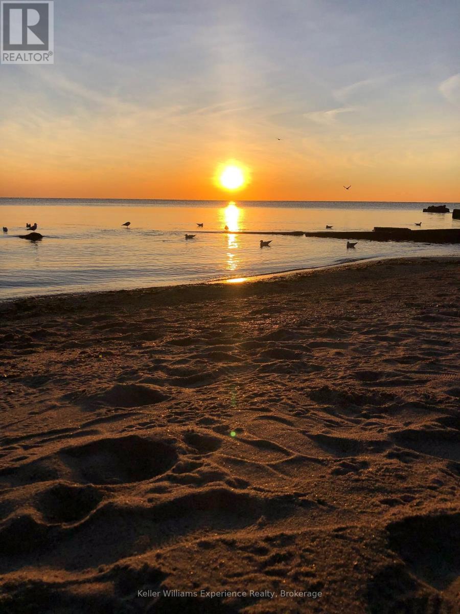 1006 BOWYERS BEACH ROAD