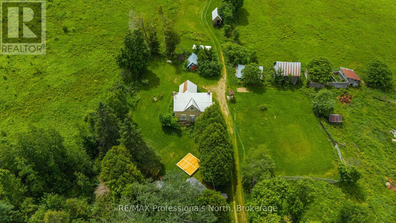 817 SCHUTT ROAD