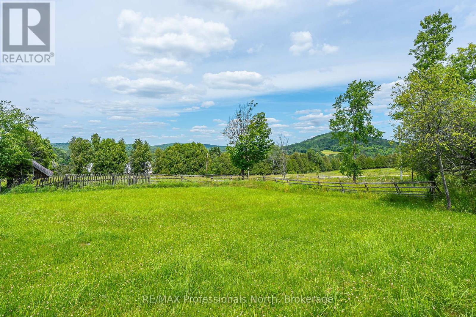 817 SCHUTT ROAD