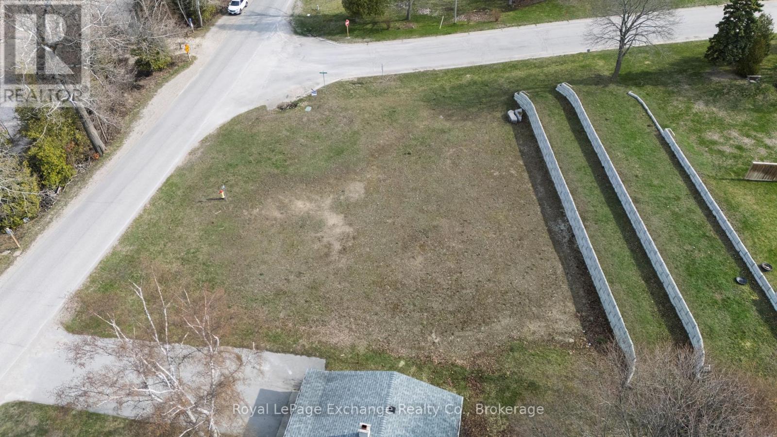 31 BOILER BEACH ROAD