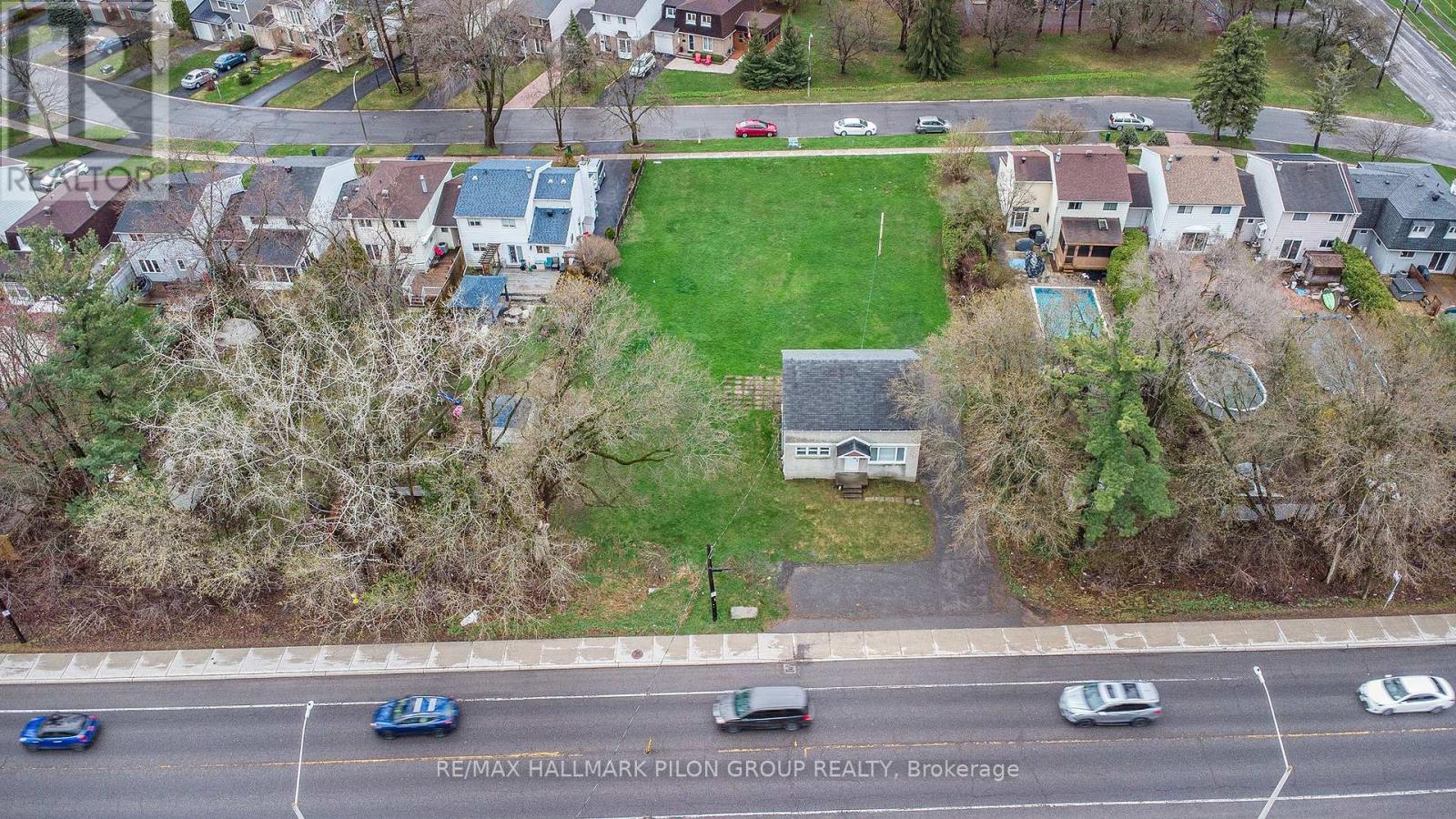 2446 INNES ROAD