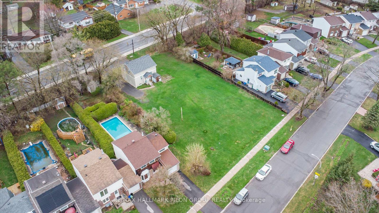 2446 INNES ROAD