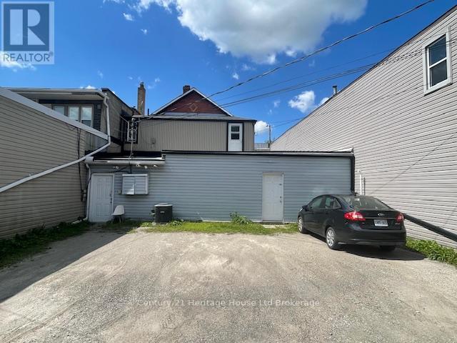 165 MAIN ST