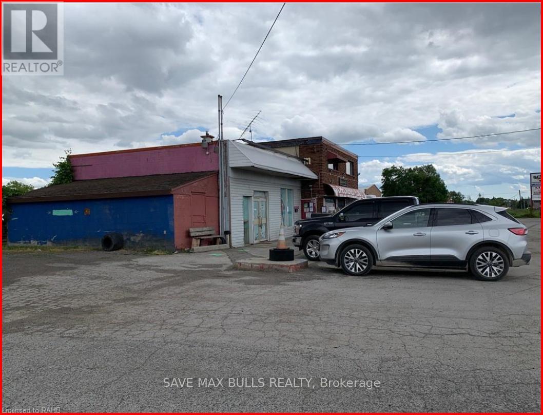 UNIT# 2 RARE UNIT – 3761 HWY 6 ROAD