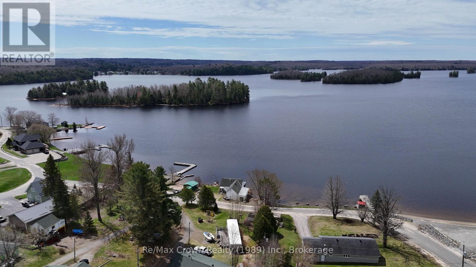 84/85 WILSON LAKE CRESCENT