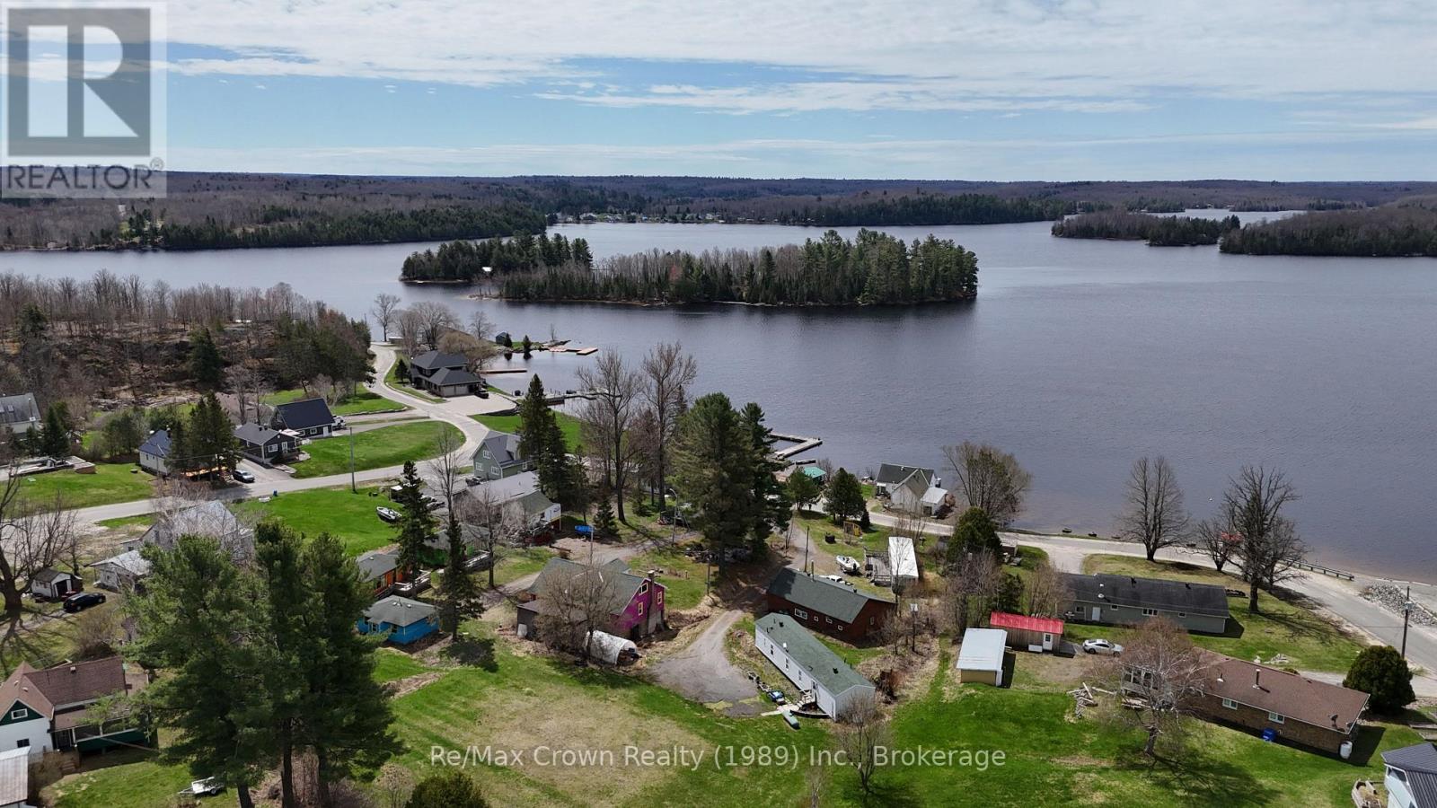 84/85 WILSON LAKE CRESCENT