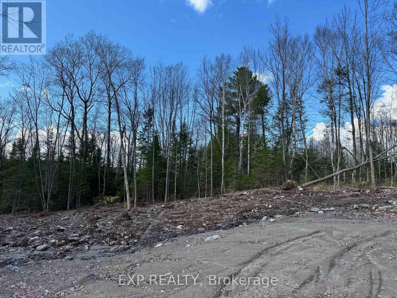 LOT 8 LAKEWOODS DRIVE