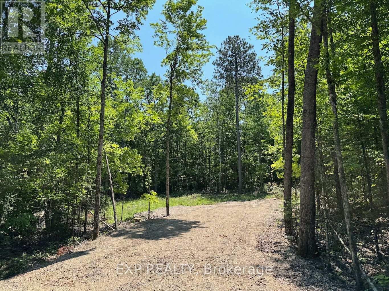 LOT 16 LAKEWOODS DRIVE