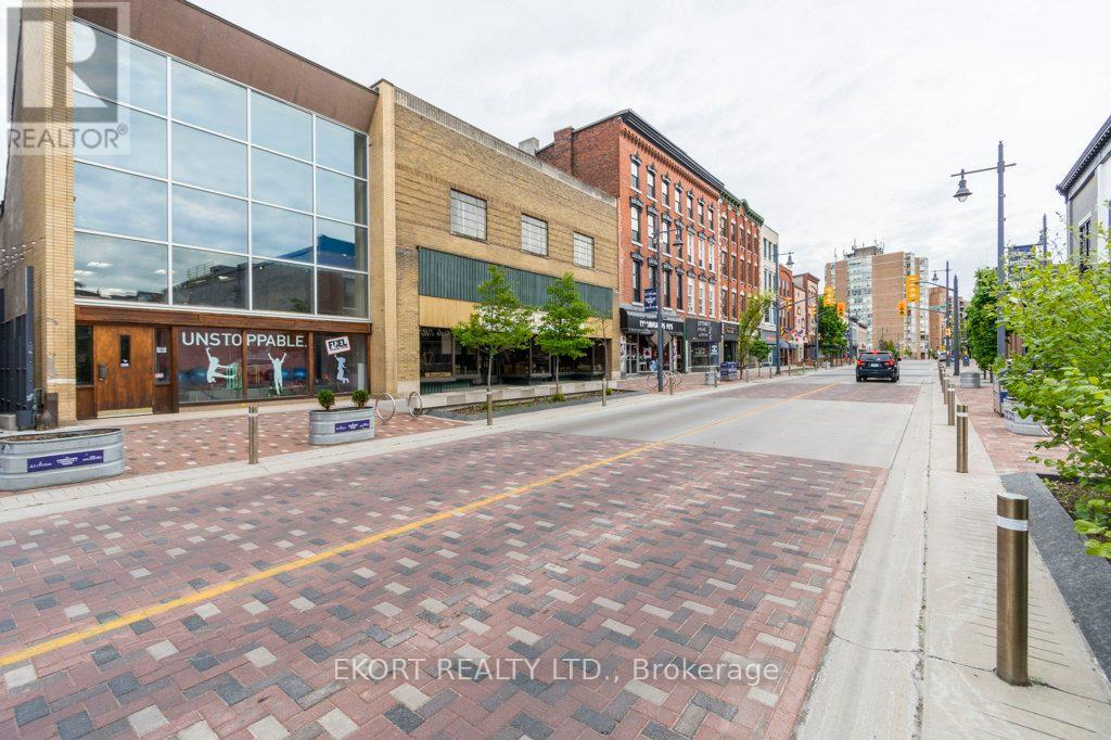 286 FRONT STREET