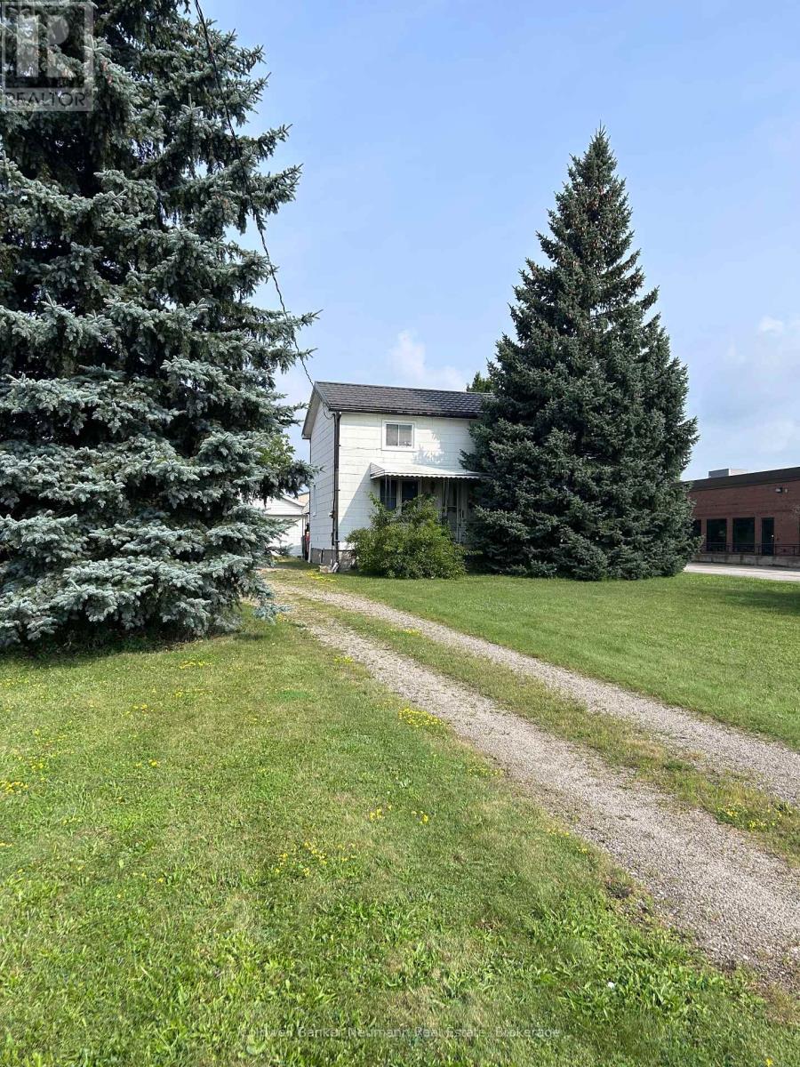 393 WOODLAWN ROAD W