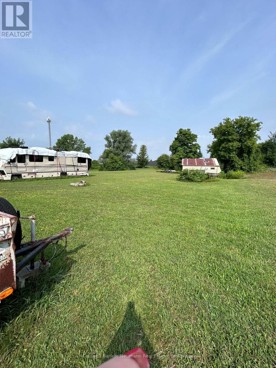 393 WOODLAWN ROAD W