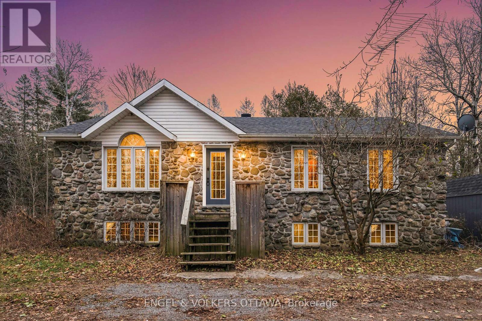 4751 PEARL ROAD