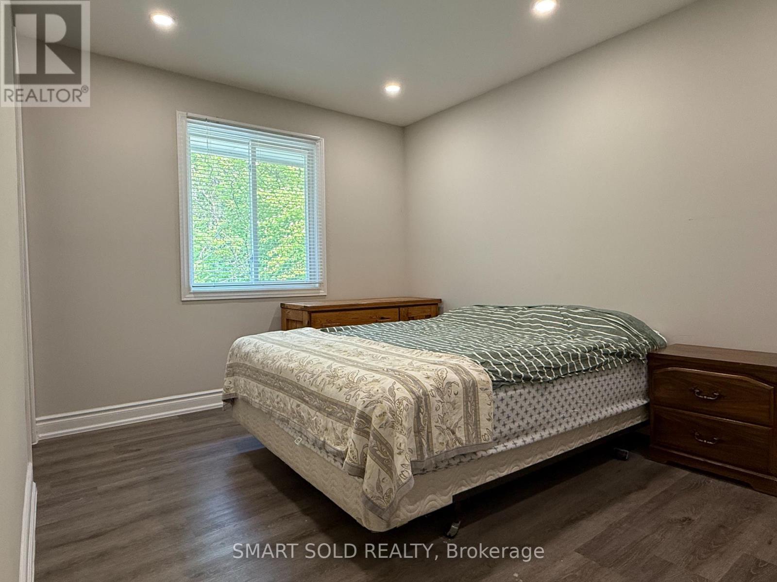 247 DUNETTE LANDING ROAD W