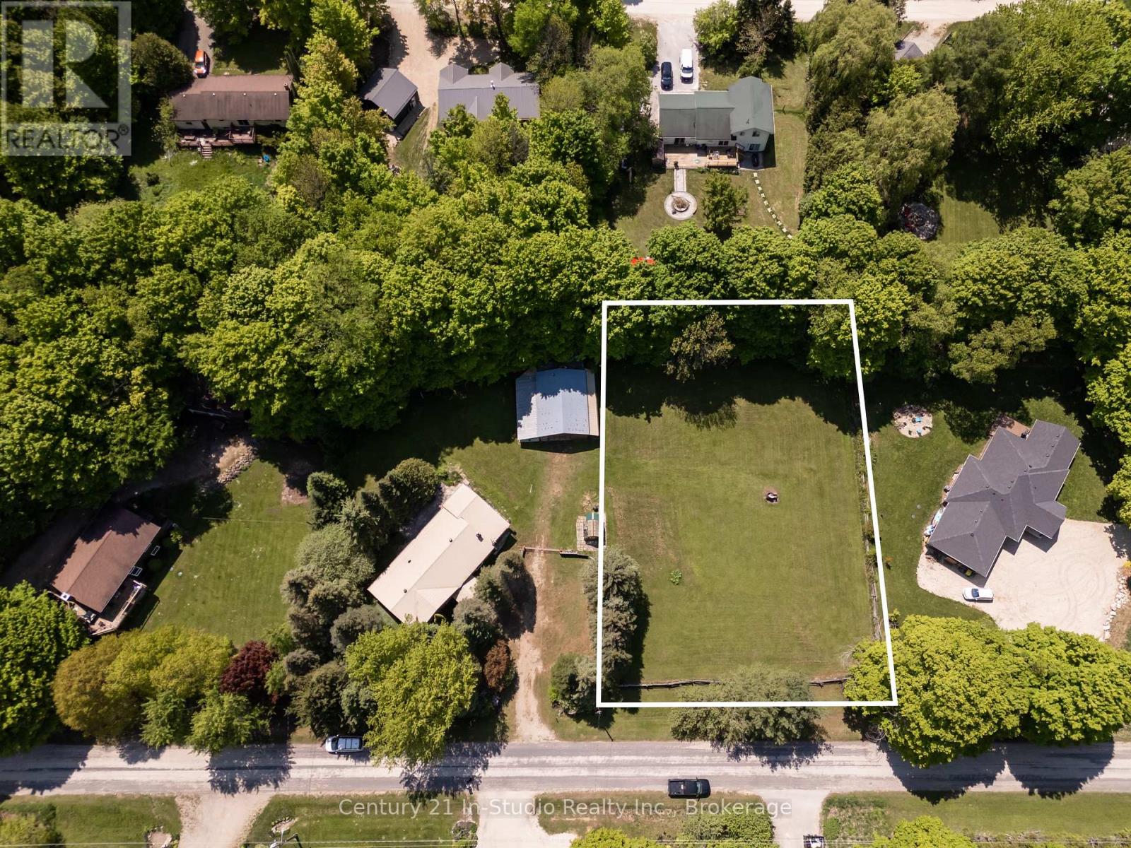 LT 12 CANROBERT STREET