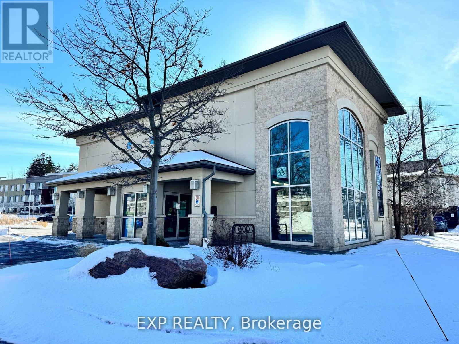 B – 580 LANCASTER STREET W