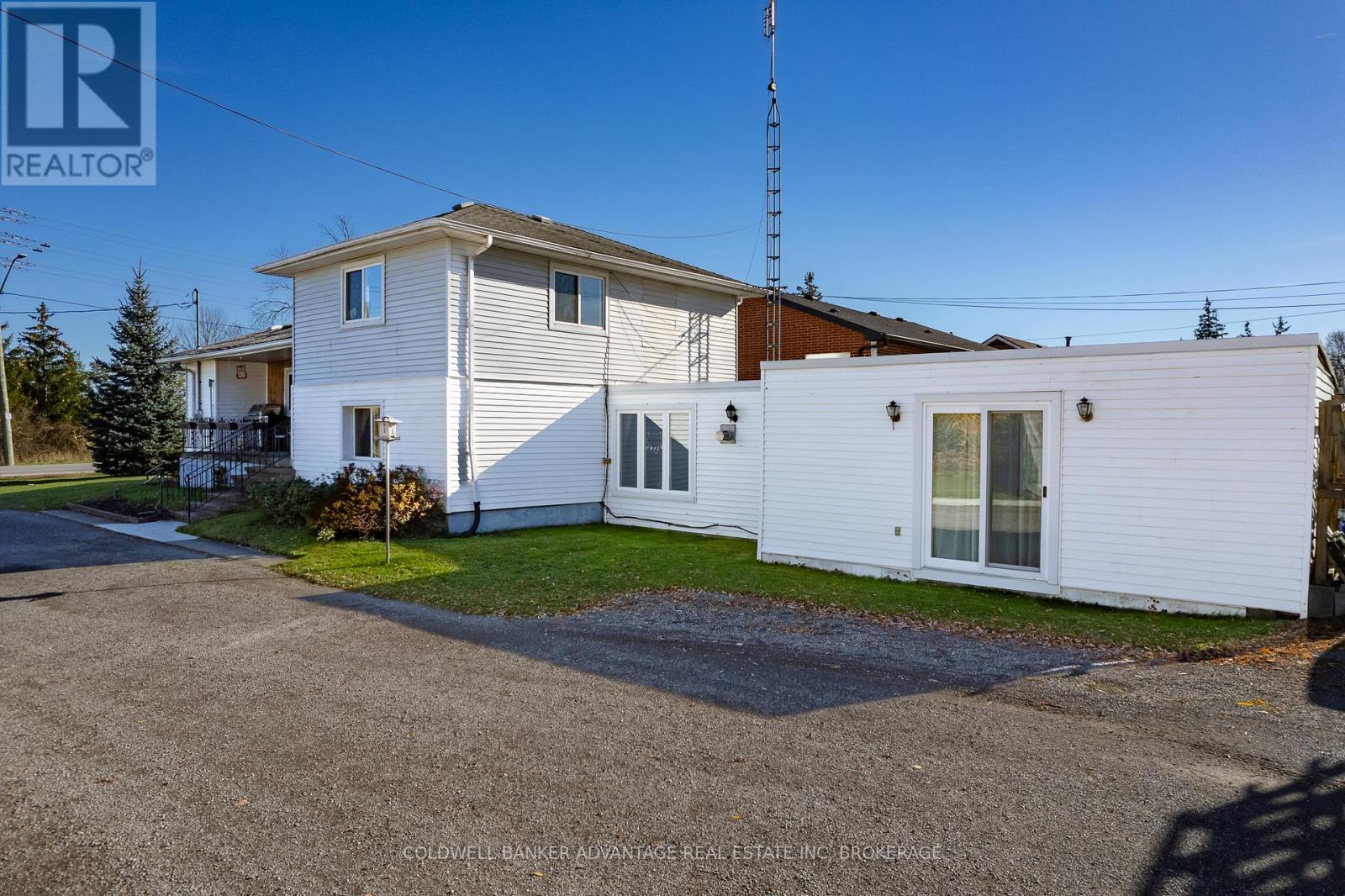 1563 THOMPSON ROAD