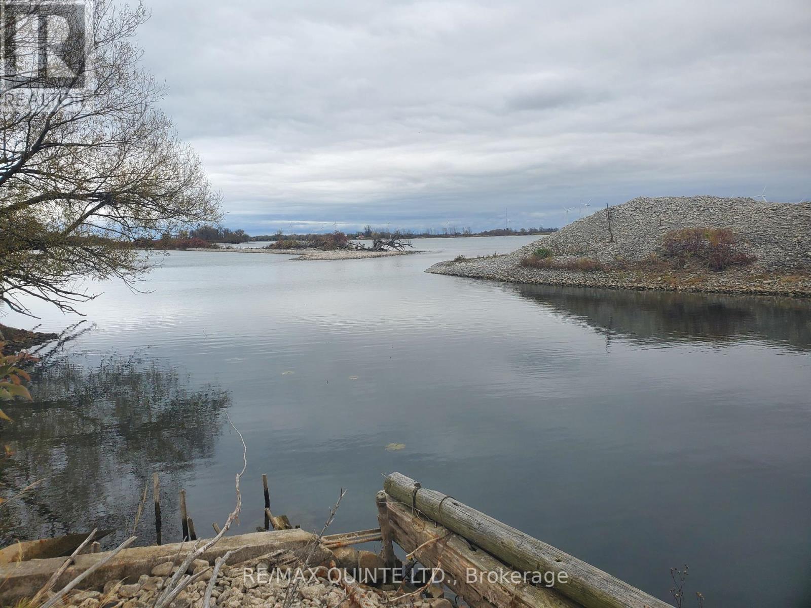 40 FISHERMAN’S COVE LANE