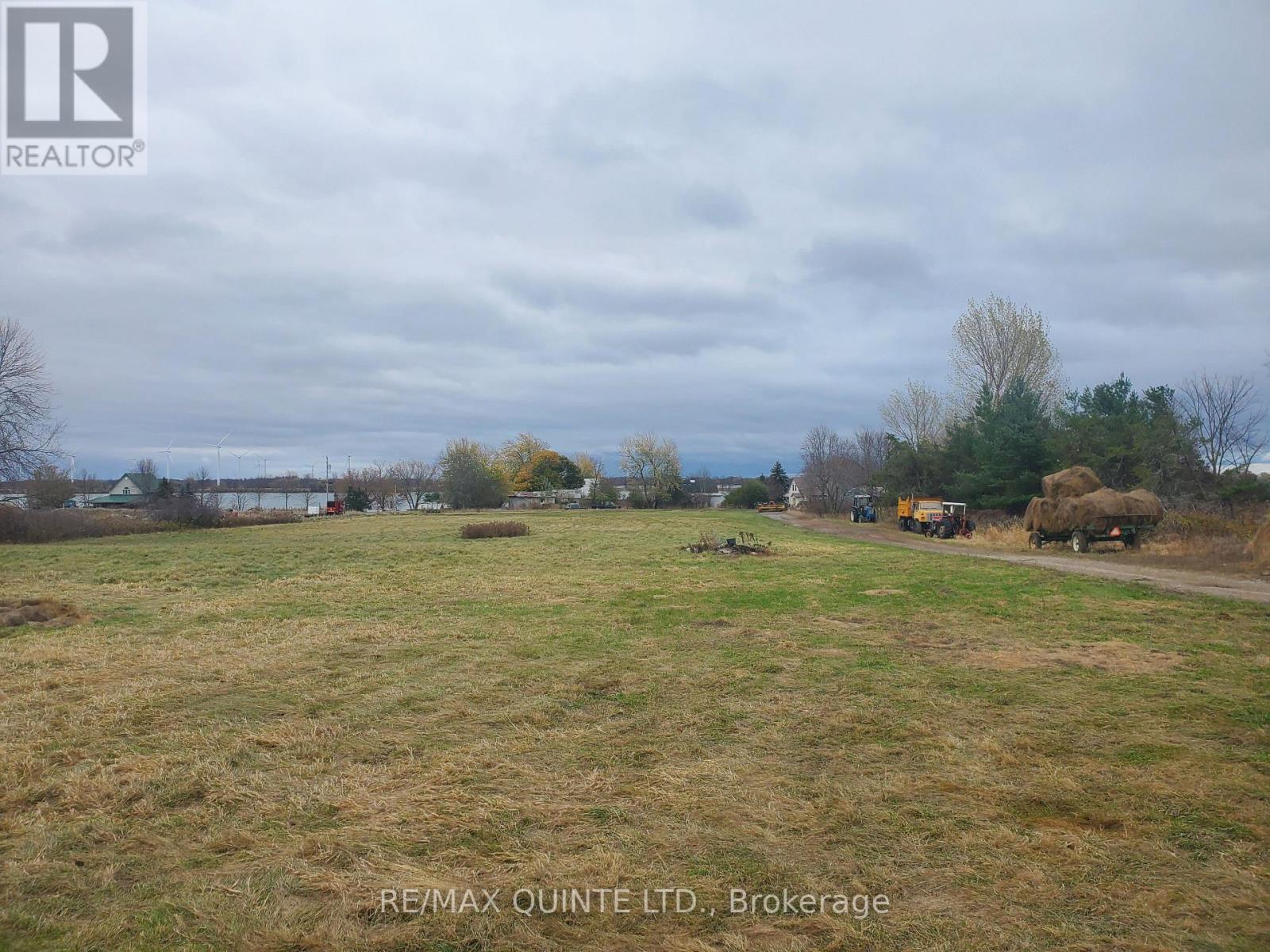 40 FISHERMAN’S COVE LANE