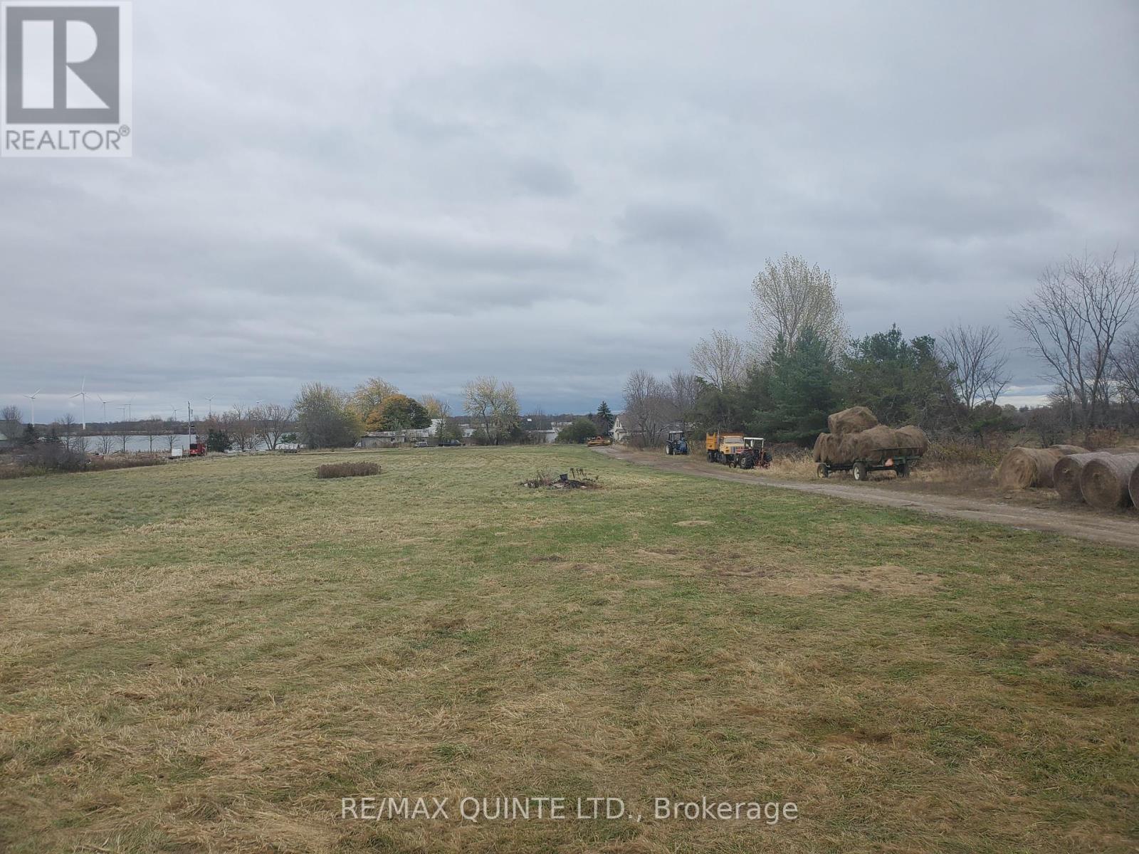 40 FISHERMAN’S COVE LANE