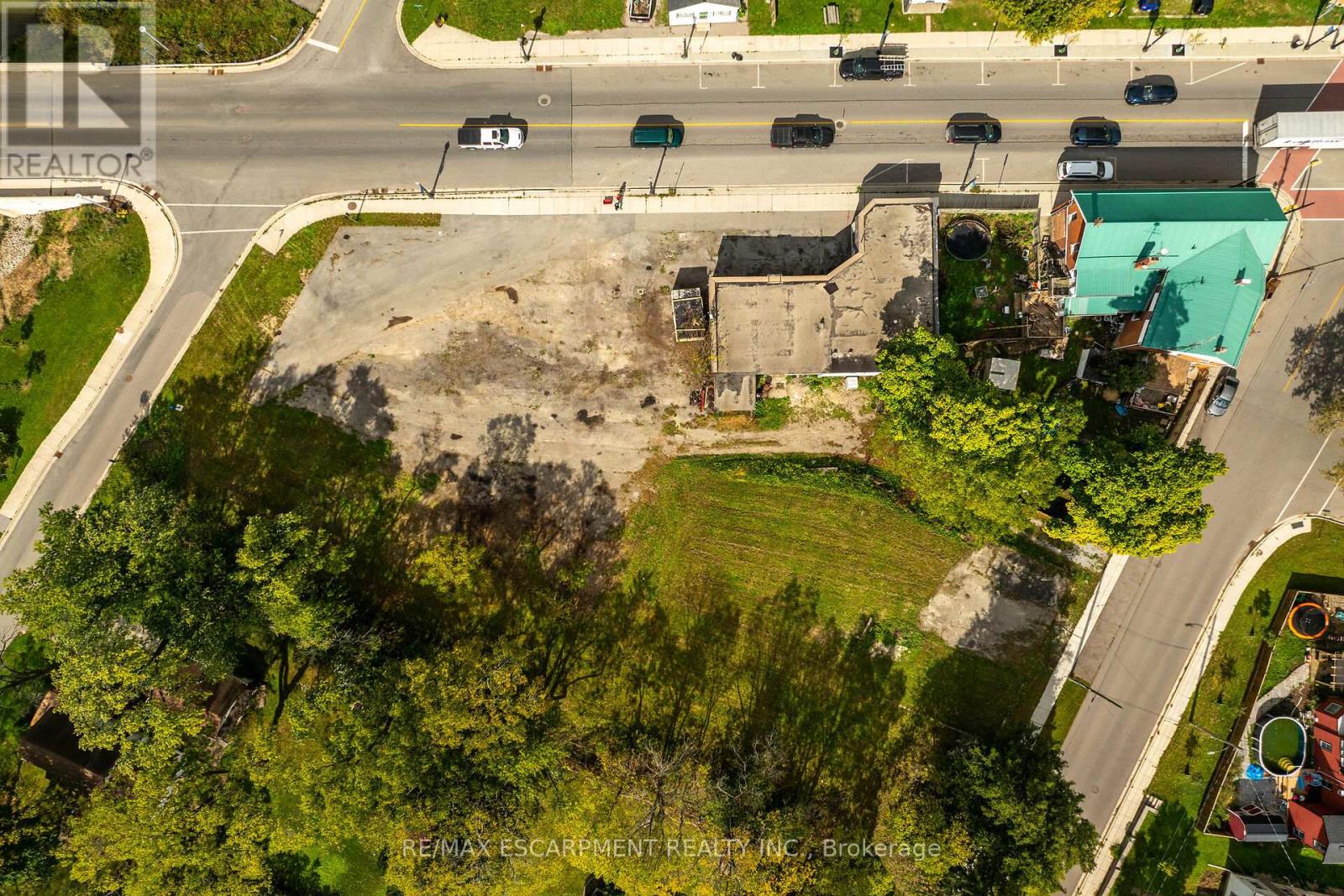 3 CAYUGA STREET