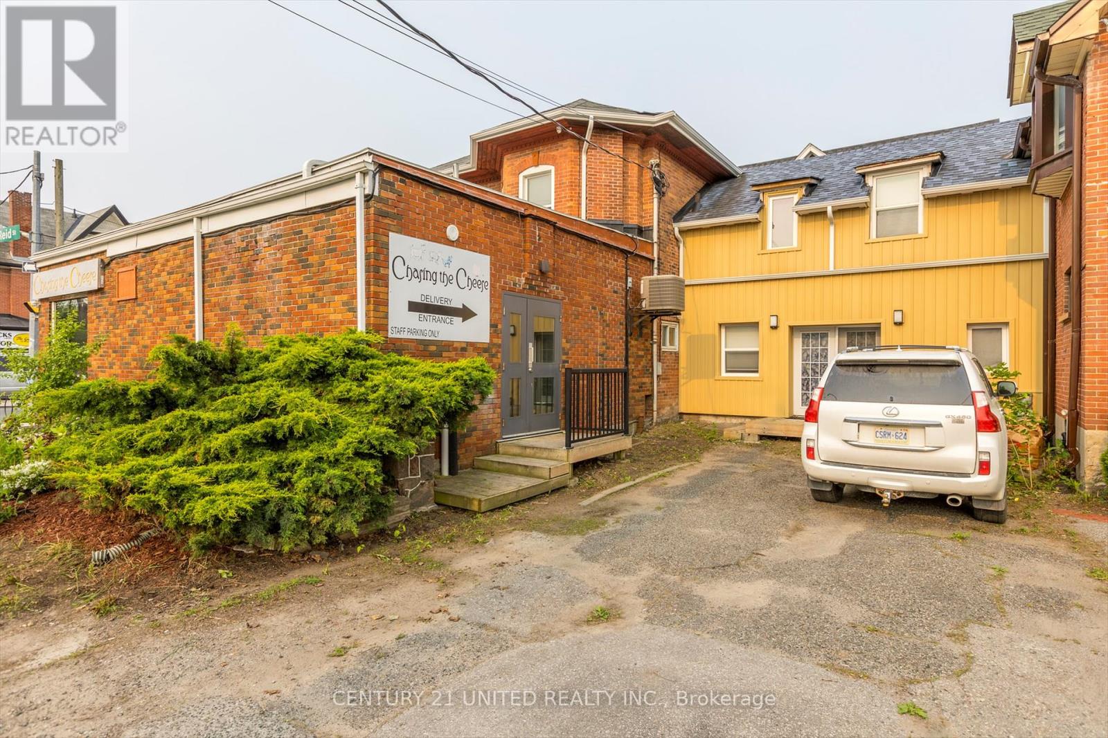 330-334 CHARLOTTE STREET W