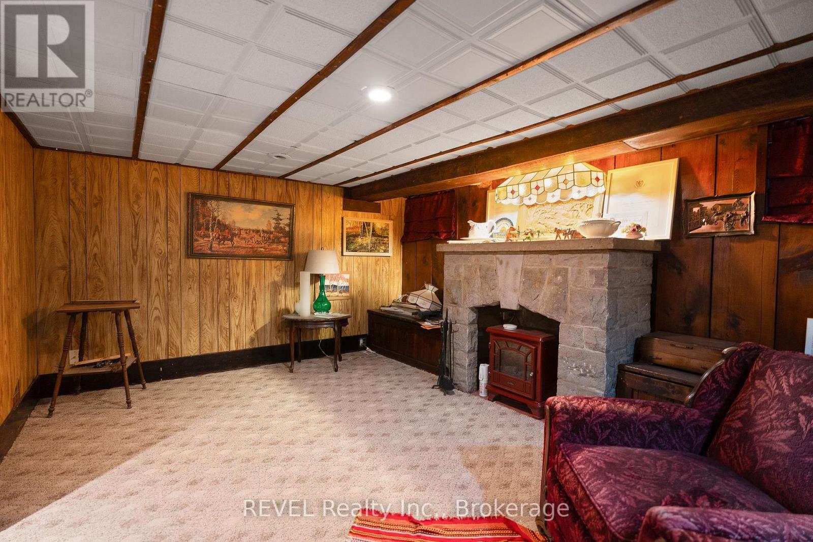 LOWER – 6801 LUNDYS LANE