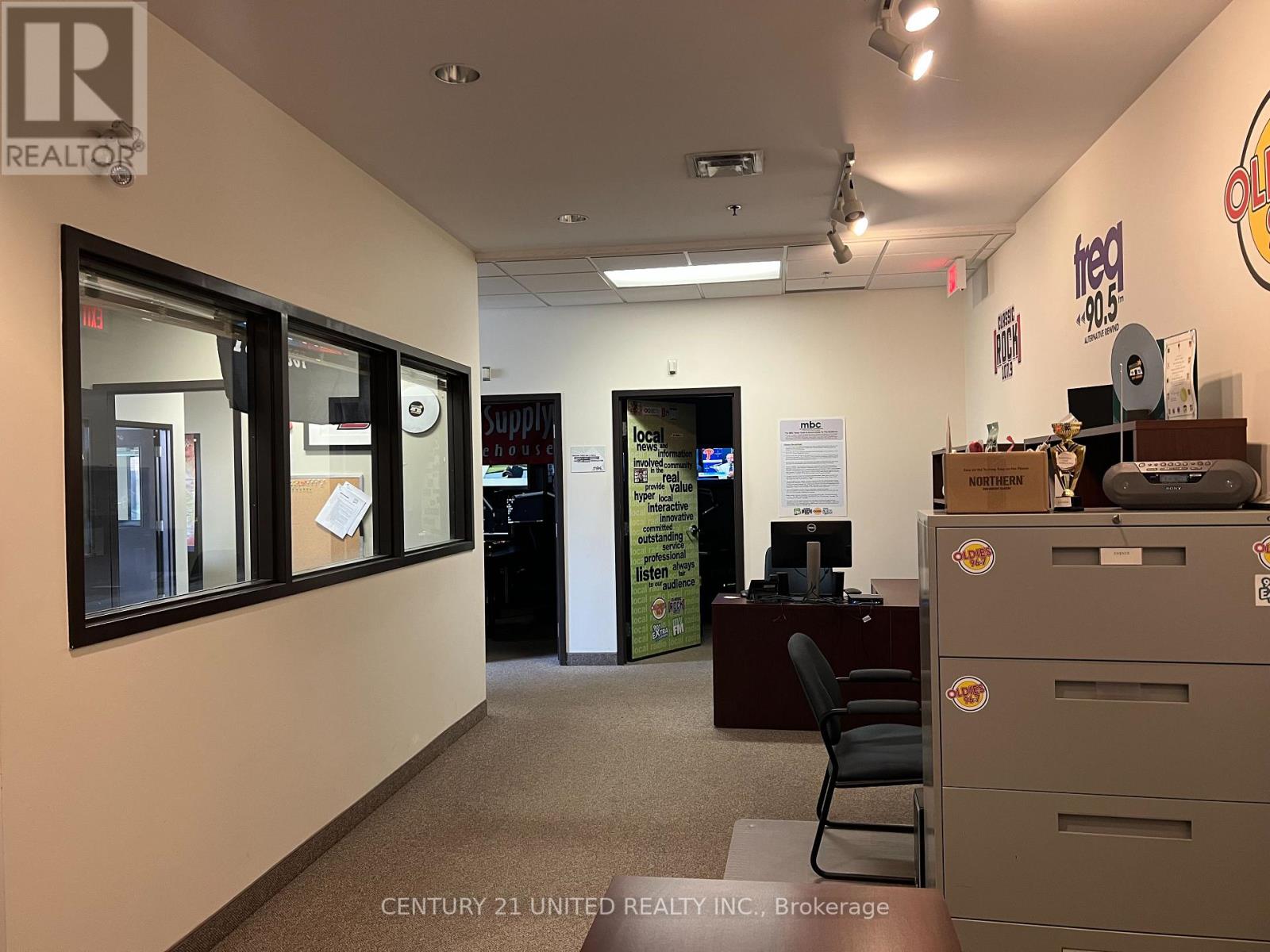 1 – 360 GEORGE STREET N