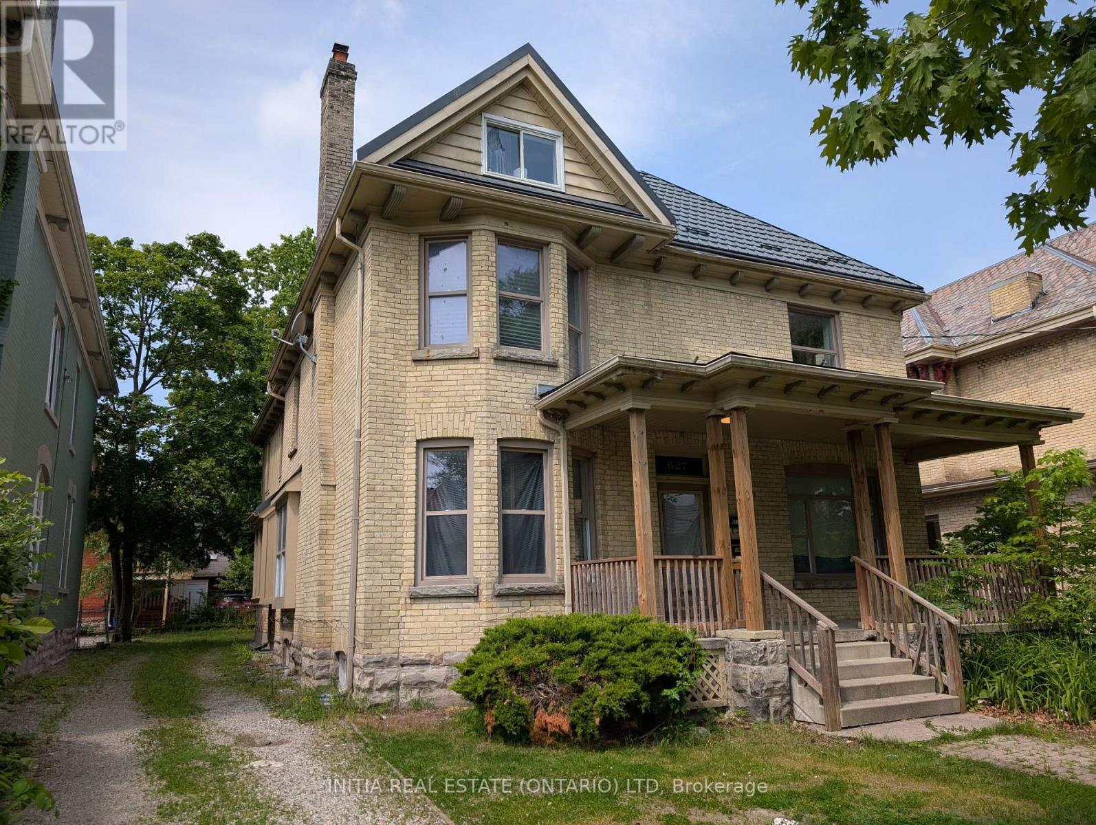 627 WELLINGTON STREET