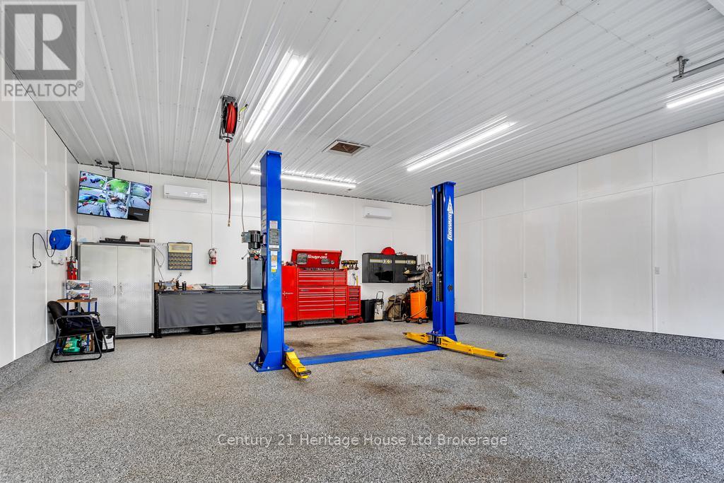715503 OXFORD 4 ROAD