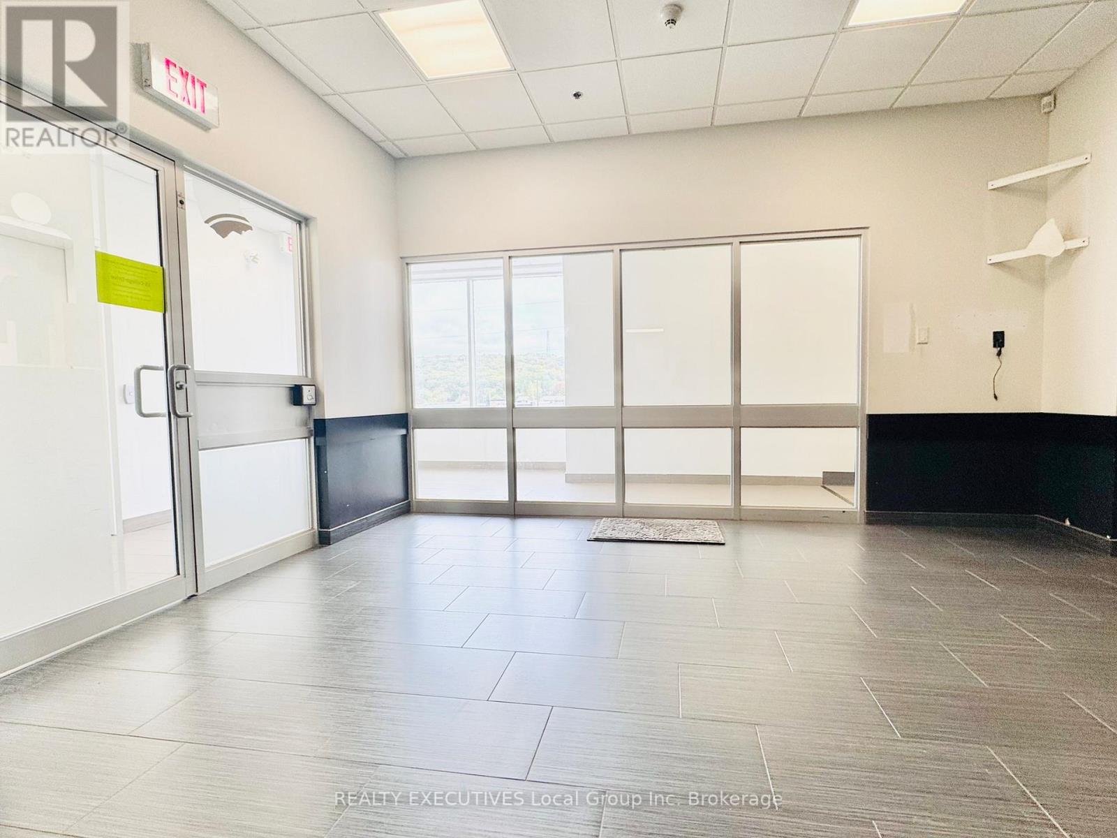 SUITE A (DOOR 201) – 66 JOSEPHINE STREET