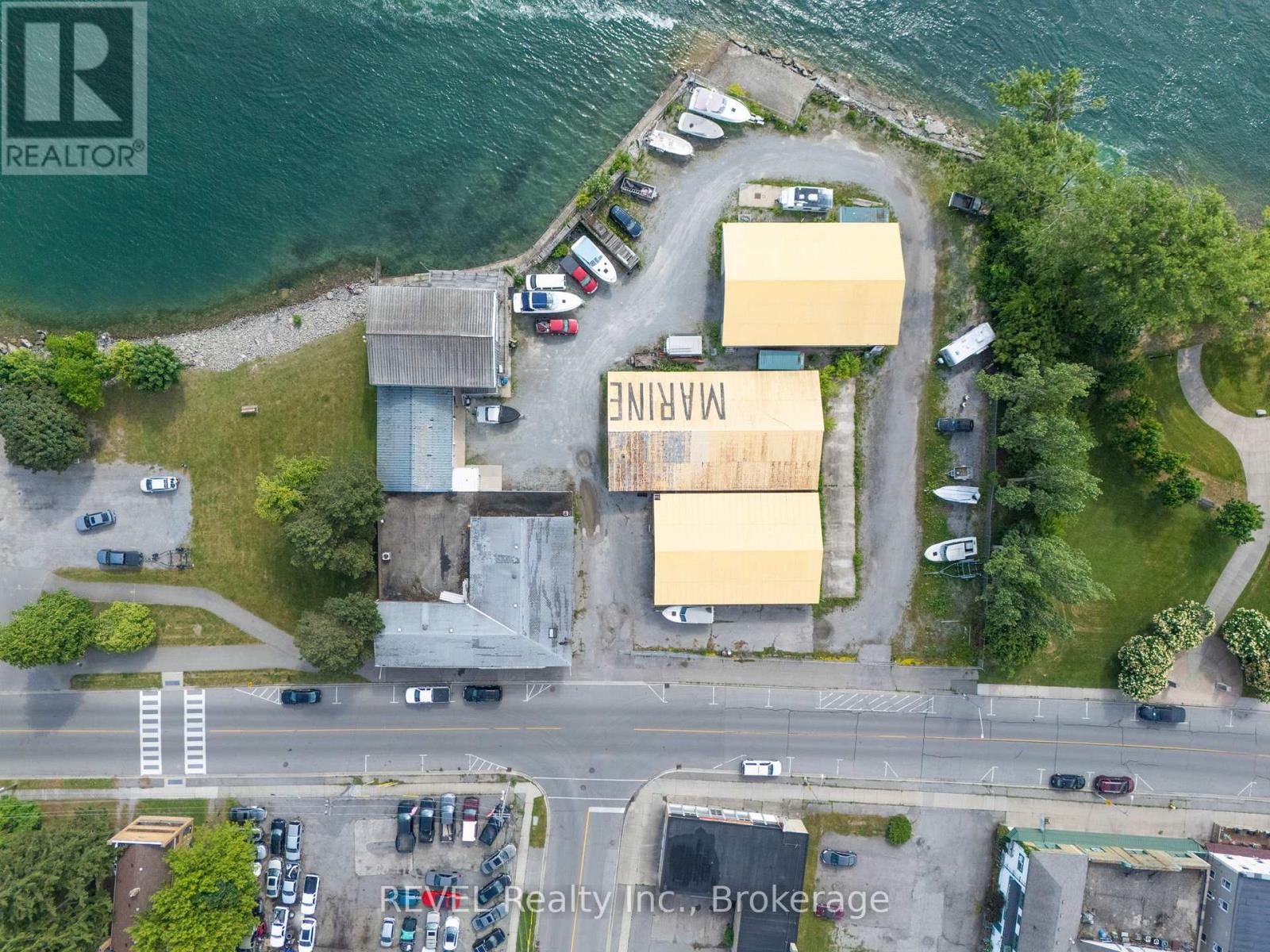162 NIAGARA BOULEVARD