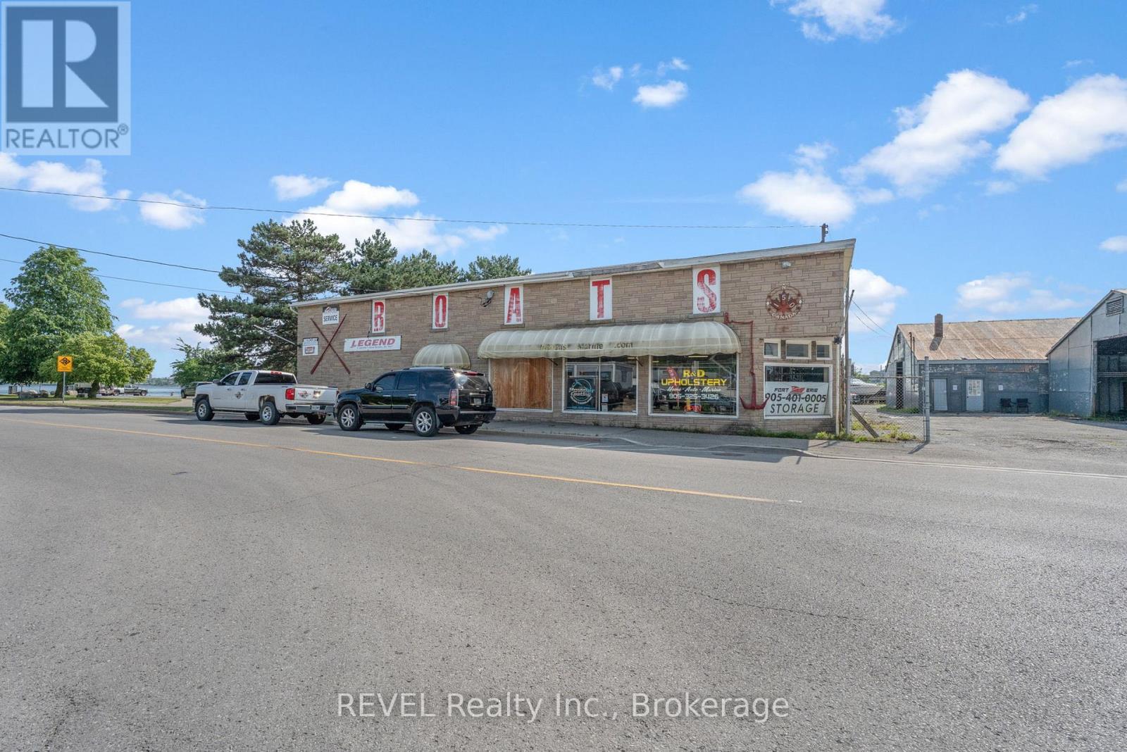 162 NIAGARA BOULEVARD