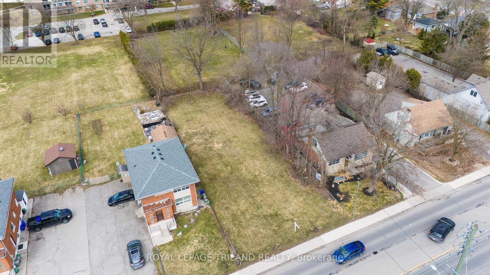 656 HURON STREET