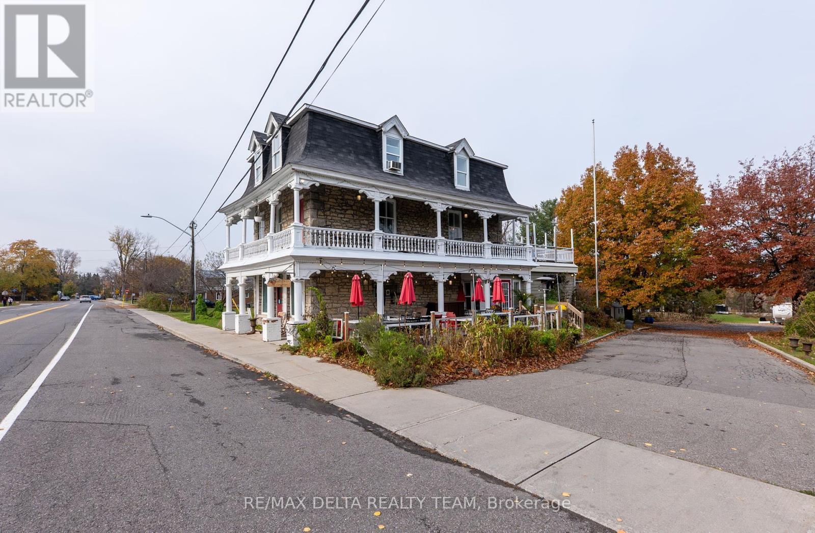 2607 OLD MONTREAL ROAD