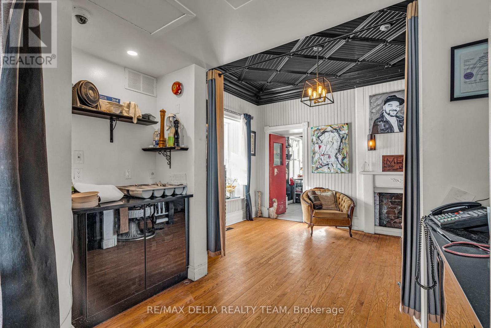 2607 OLD MONTREAL ROAD