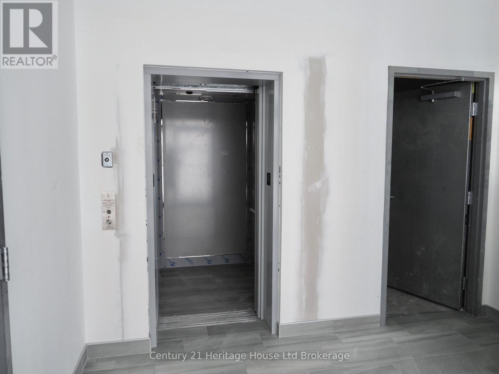 3-4 – 417 GRIFFIN WAY