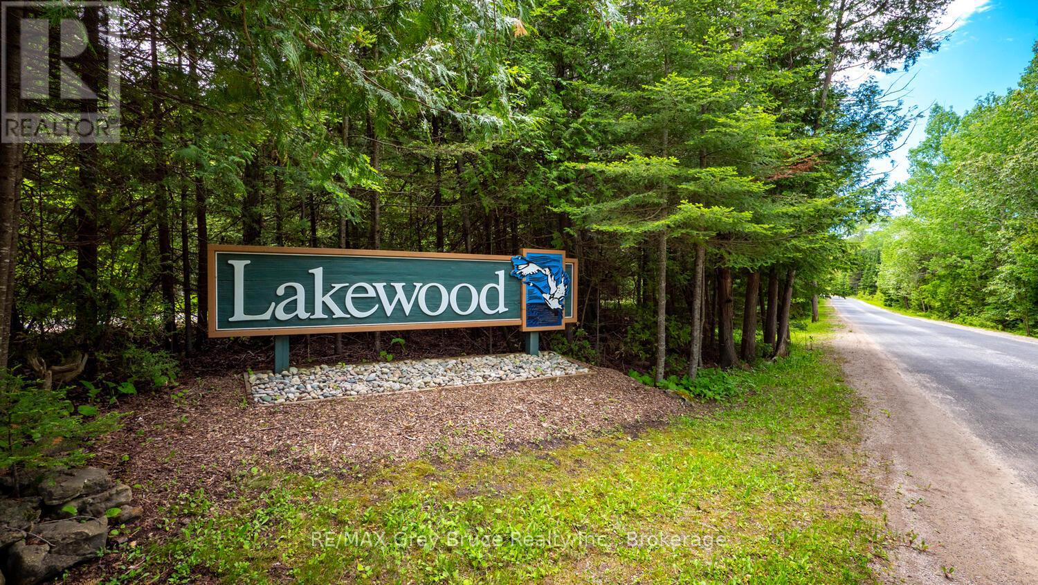 LOT 5 TRILLIUM CROSSING