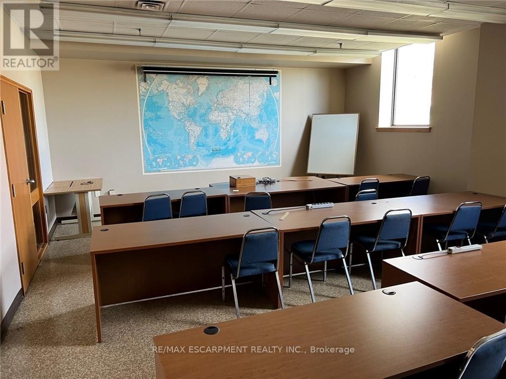 OFFICE – 390 SECOND AVENUE W